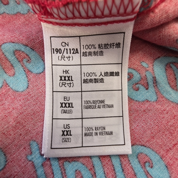 Disney Parks Walt Disney World Shirt XXL Red All Over Print Button Front Rayon - Picture 5 of 7